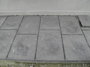 Yorkstone paving slab are ideal for use on a footpath around a house. They have a natural stone look at a fraction of the price.